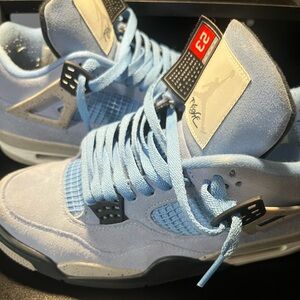 UNC 4s Men 10.5